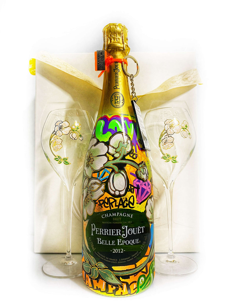 Belle Epoque Street Champagne Gift Set with Glasses